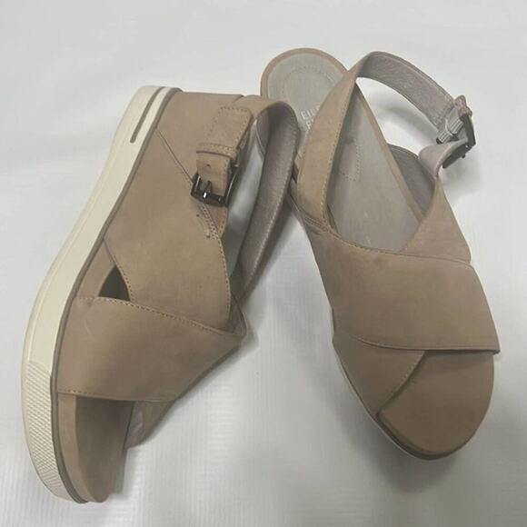 EILEEN FISHER CRISSCROSS WEDGE SIZE 8 - Picture 2 of 6